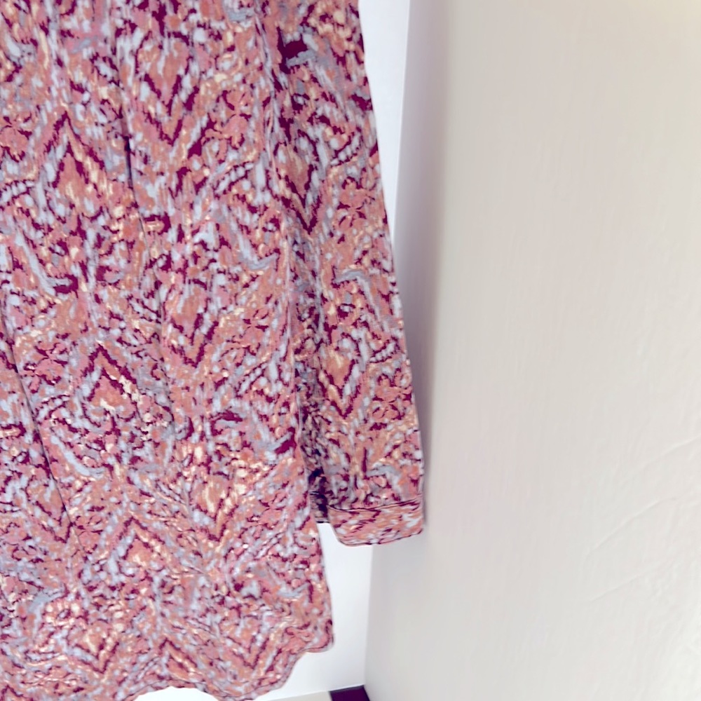 Max Studio long sleeve top size large pink blue silk light weight cottagecore - Picture 9 of 11
